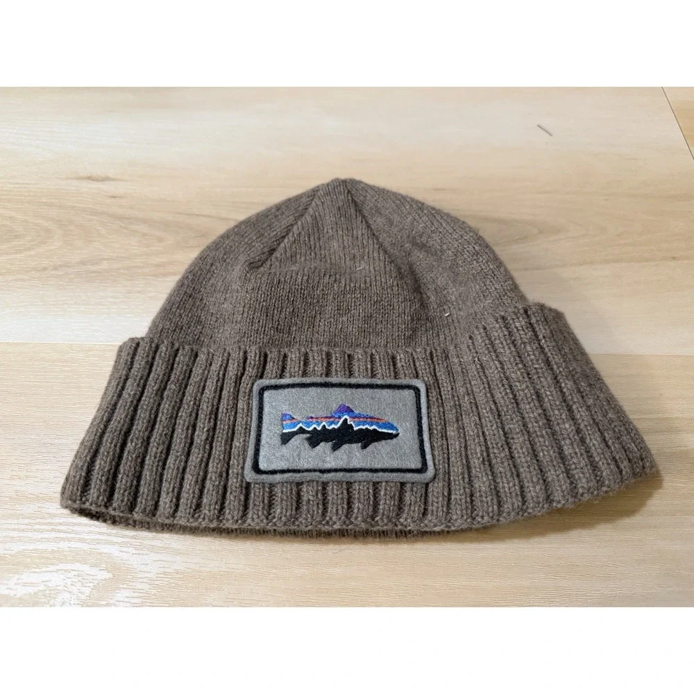 Patagonia Mens Brodeo Beanie Fitz Roy Trout Patch: Ash Tan One Size Wool New